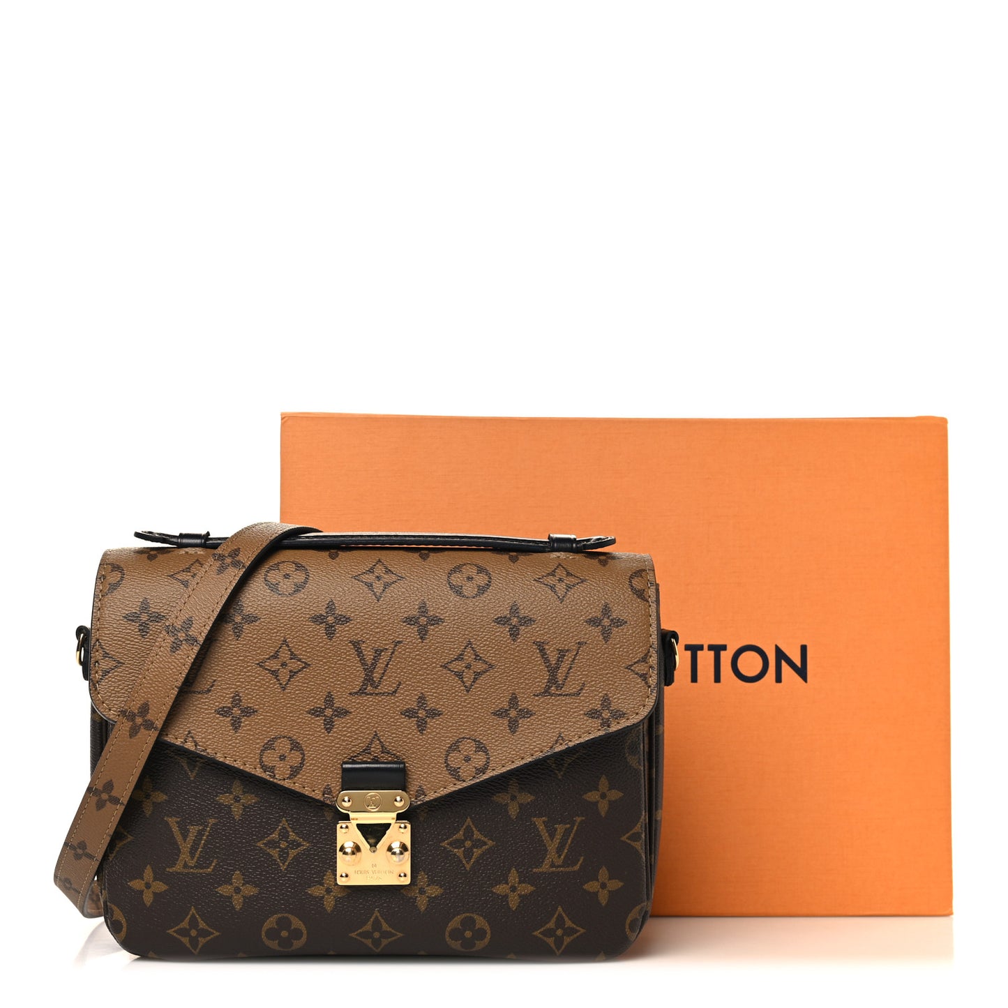 Reverse Monogram Pochette Metis