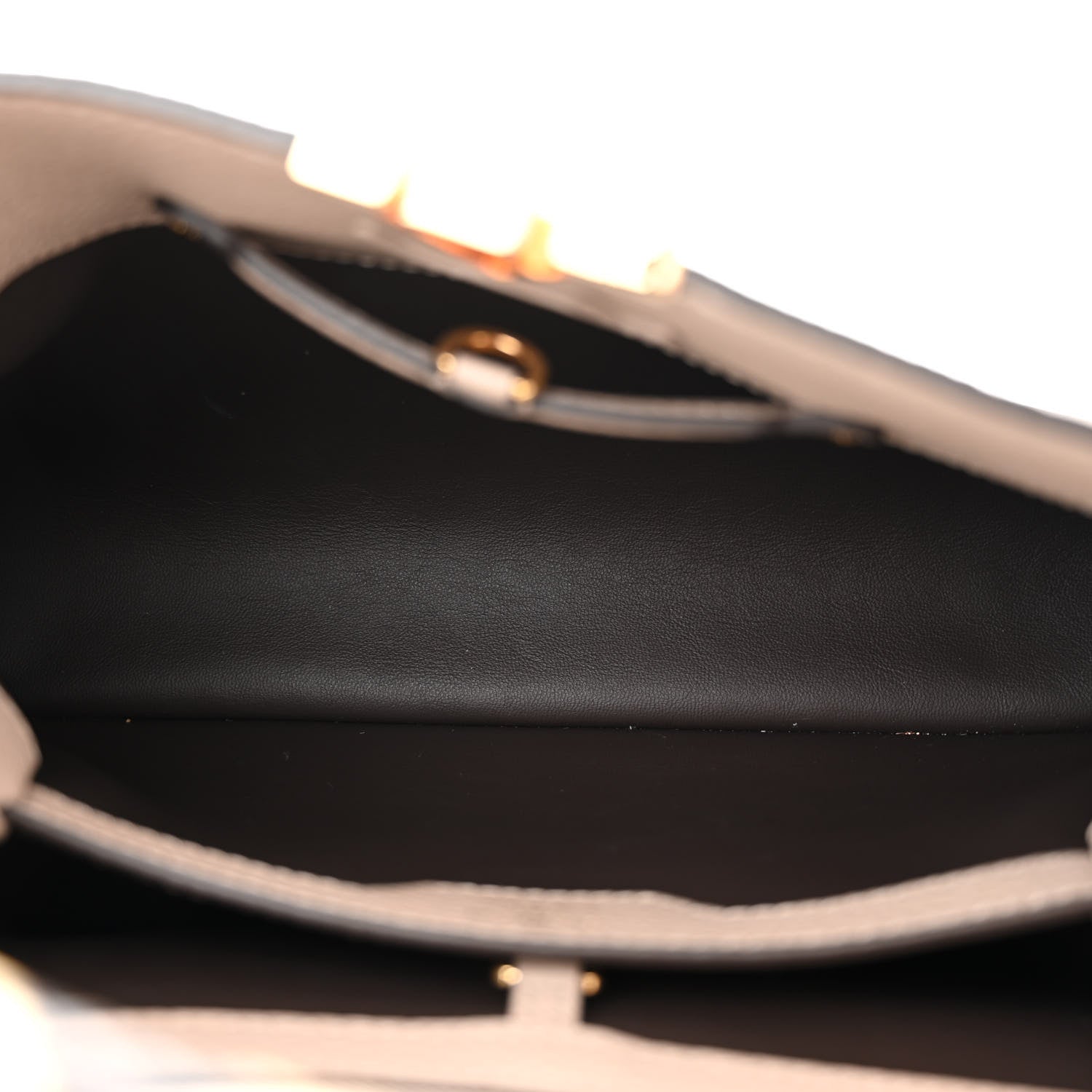 Louis Vuitton Taurillon Python Capucines MM Galet 5 of 9