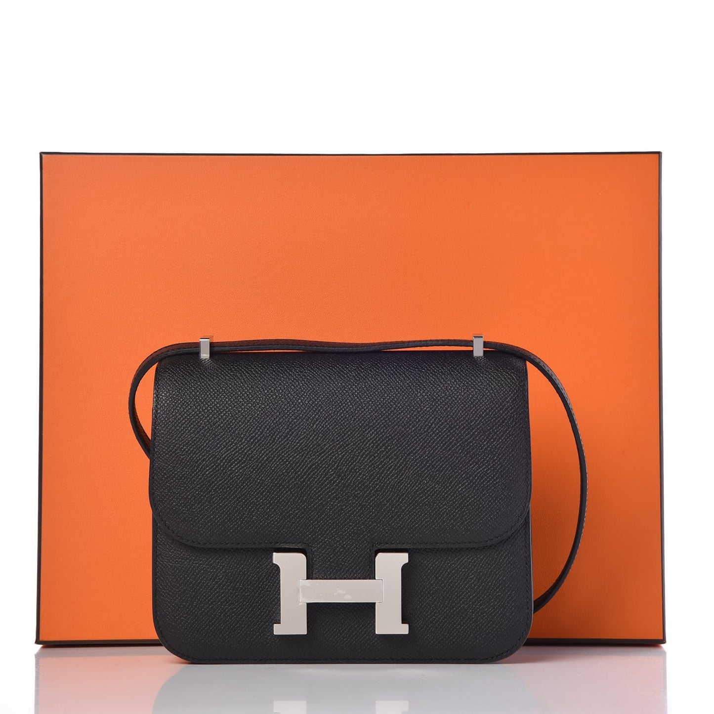 Epsom Constance 18 Black