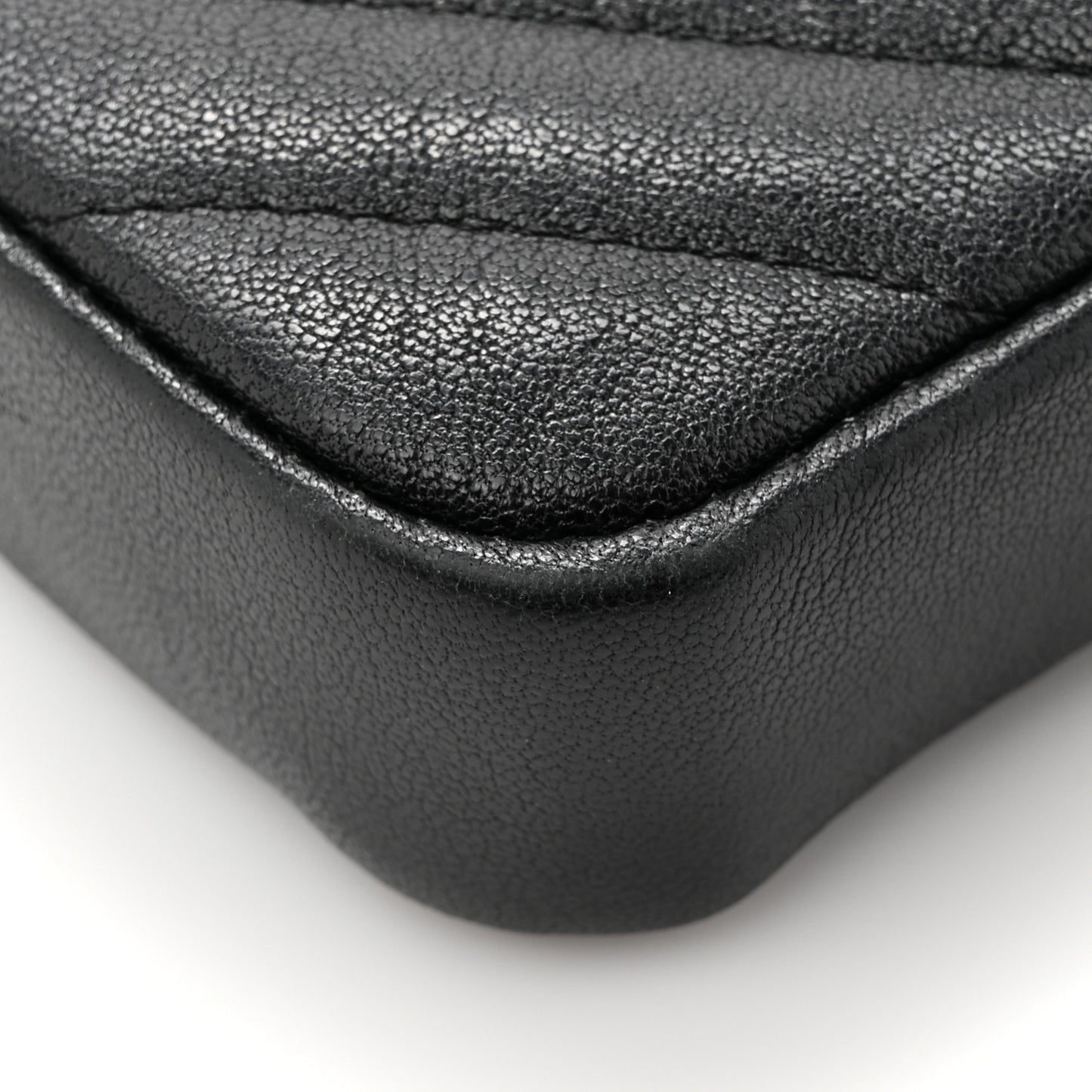 Metallic Sheepskin Chevron Quilted Small Vintage Mademoiselle Clutch With Chain Black
