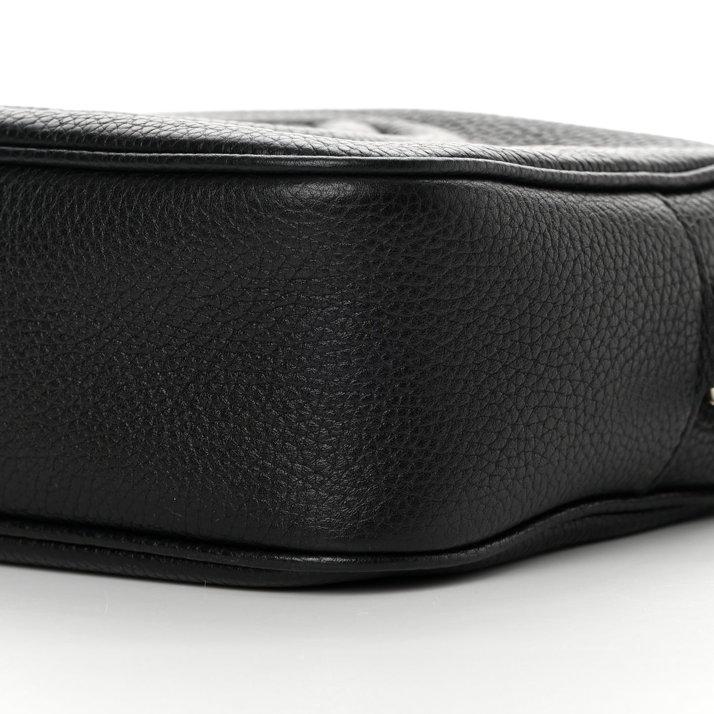 Pebbled Calfskin Small Soho Disco Bag Black