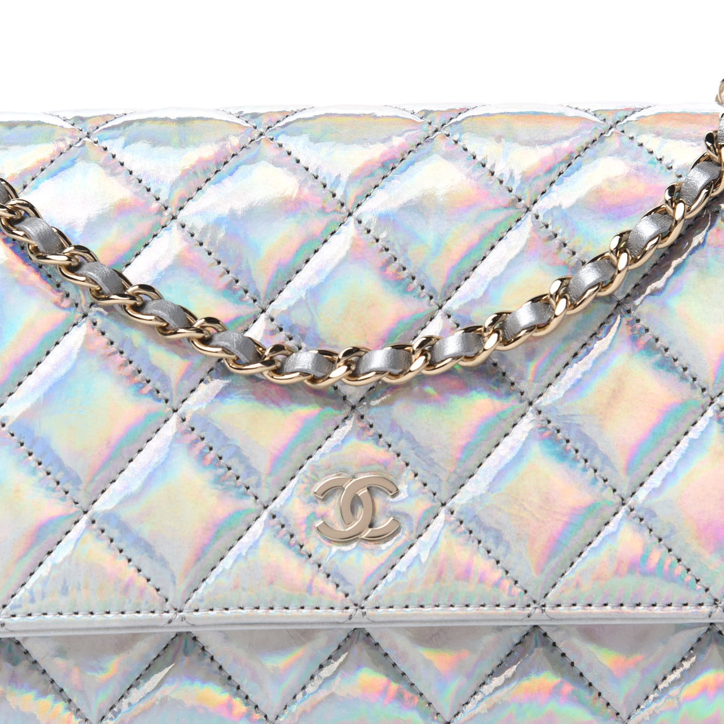 Iridescent Goatskin Quilted Wallet On Chain WOC Silver