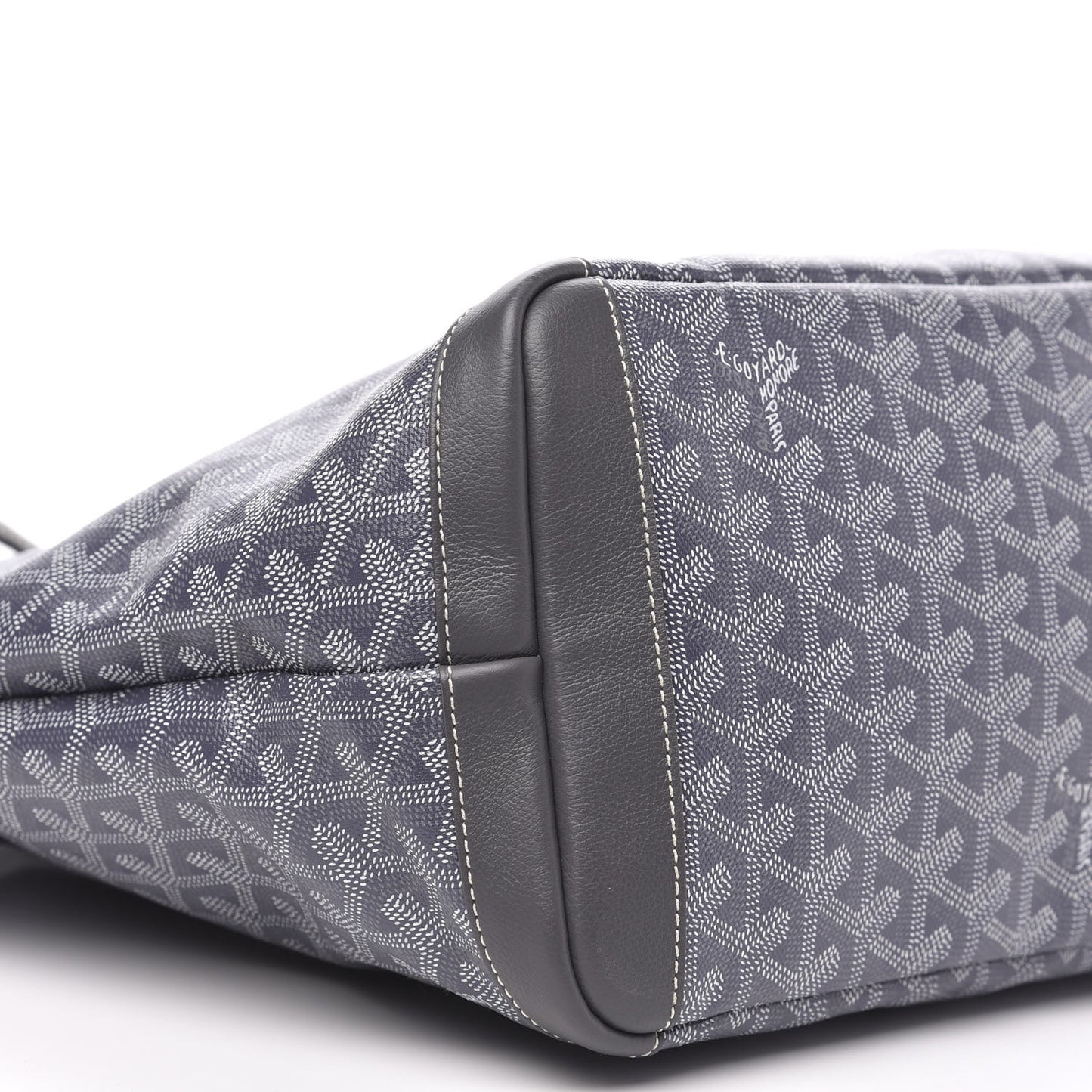 Goyardine Artois MM Grey