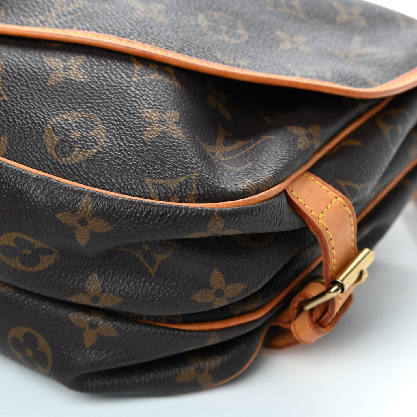 Monogram Saumur 30
