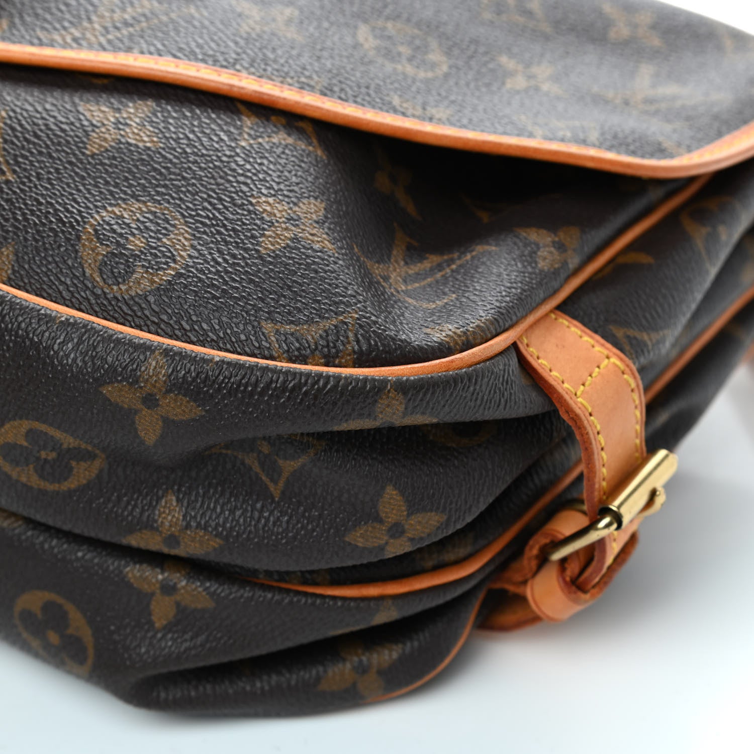Louis Vuitton Monogram Saumur 30 10 of 15