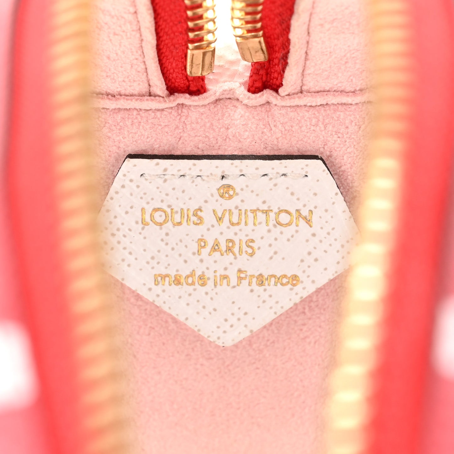 Monogram Giant Beach Pouch Rouge