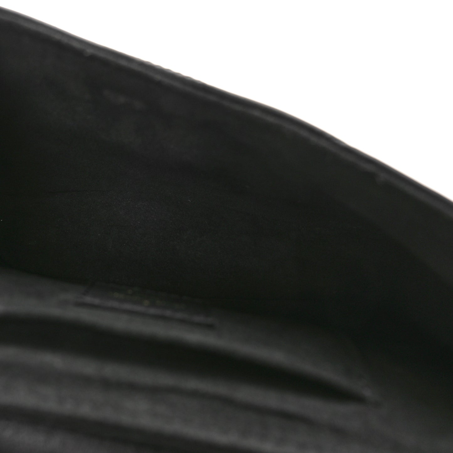 Calfskin New Wave Chain MM Black