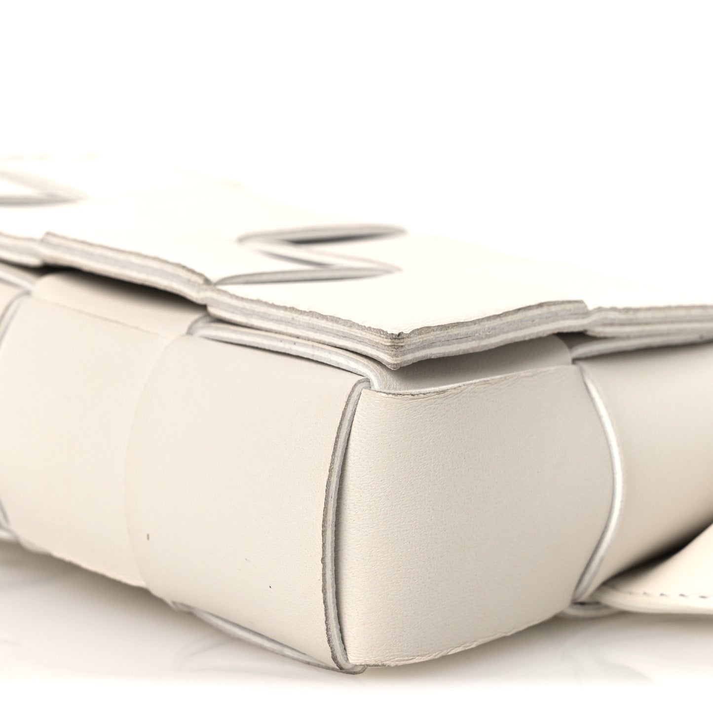 Nappa Maxi Intreccio The Belt Cassette Bag White