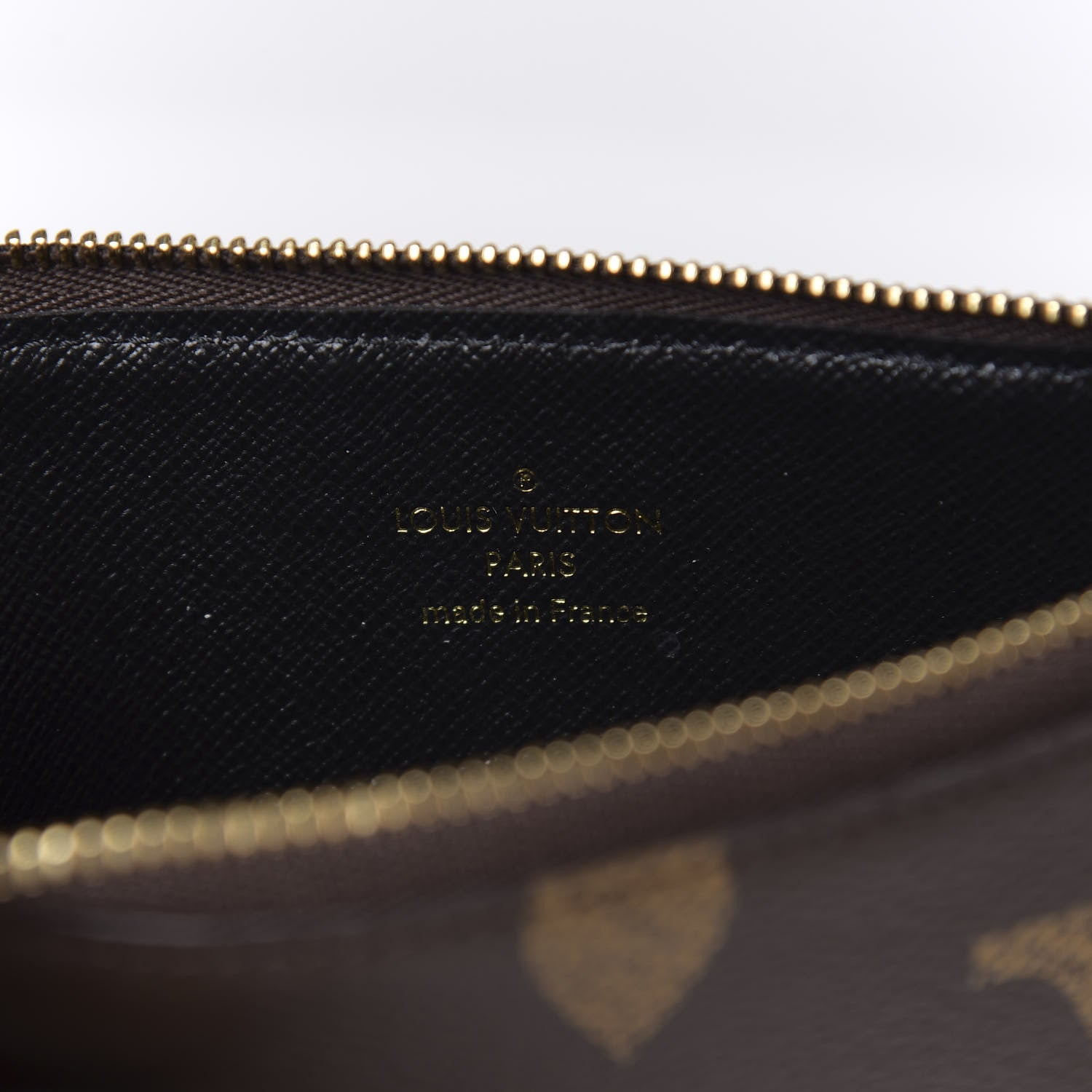Louis Vuitton Reverse Monogram Giant Trio Pouch 7 of 8