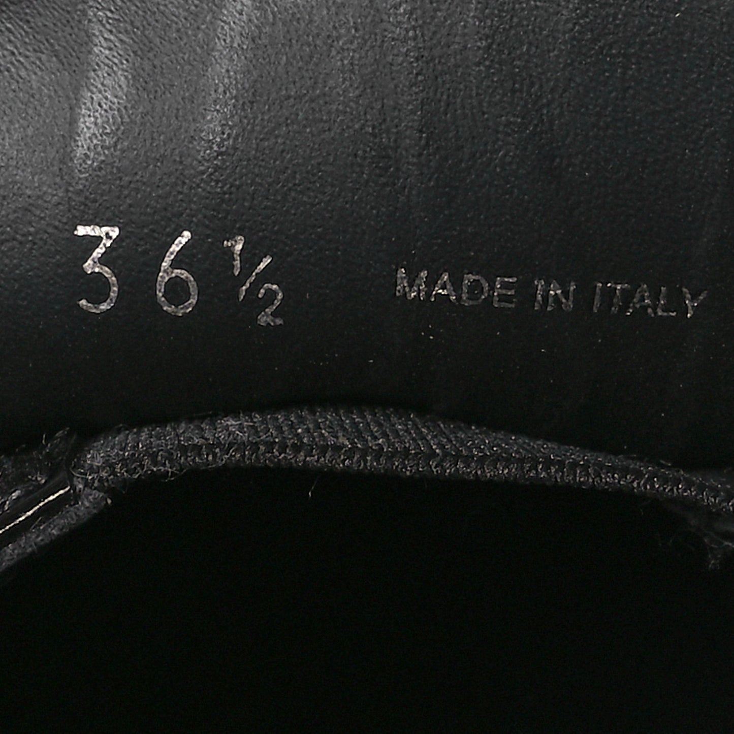 Spazzolato Metal Triangle Logo 50mm Loafers 36.5 Black