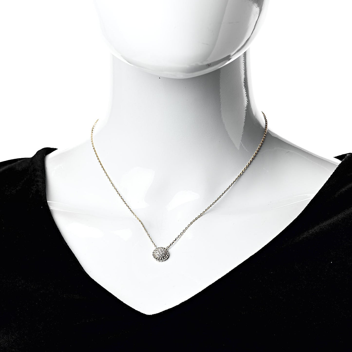 18K Yellow Gold Diamond Perlee Pendant Necklace