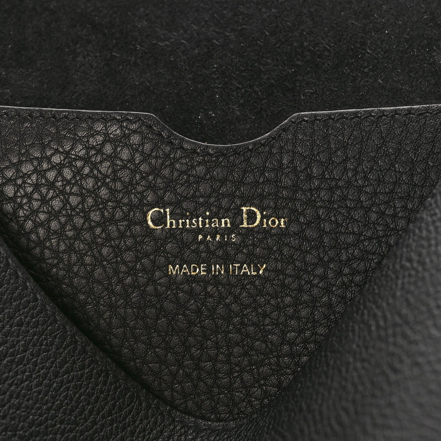 Grained Calfskin Large Bobby Flap Black