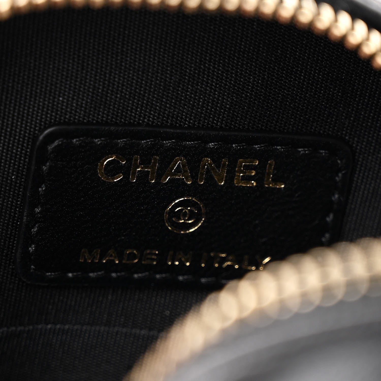Chanel Shiny Lambskin Ribbon Quilted Round Clutch With Chain Black 6 of 11