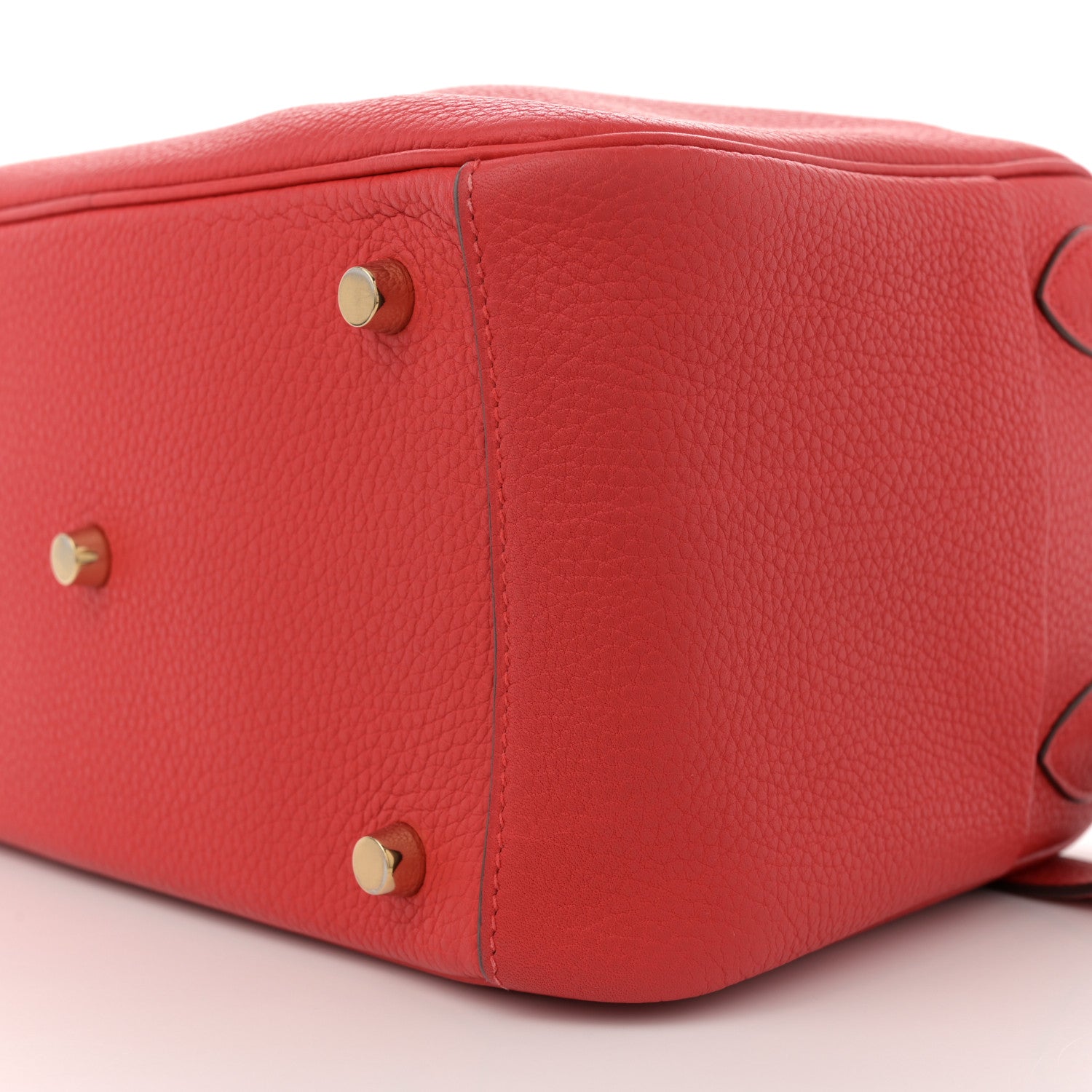 Hermes Taurillon Clemence Lindy 26 Rouge De Coeur 10 of 10