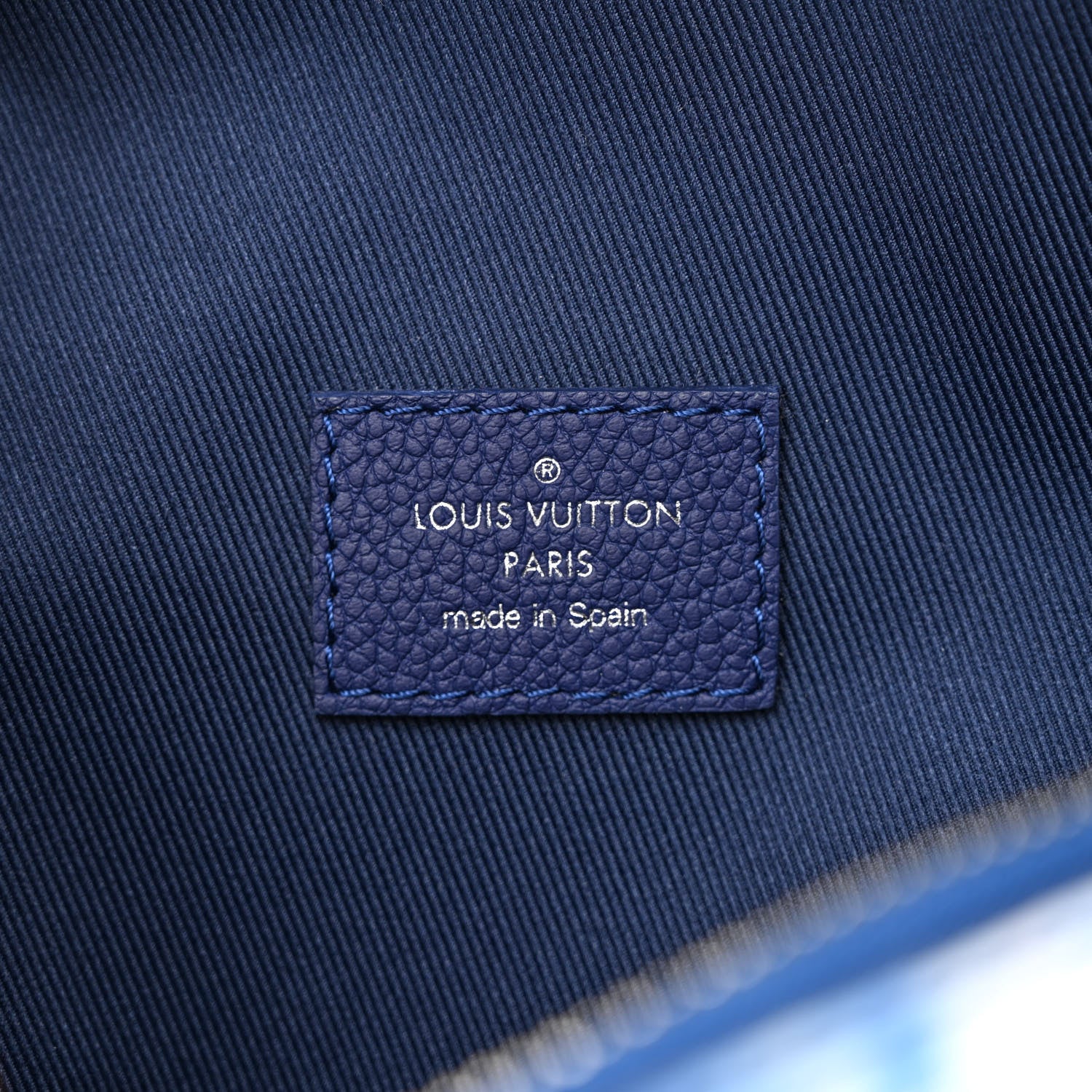 Louis Vuitton Cowhide Monogram Bandana Discovery Bumbag PM Blue 6 of 9