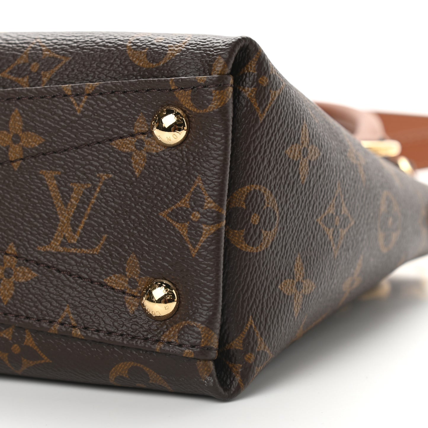 Monogram V Tote BB Black