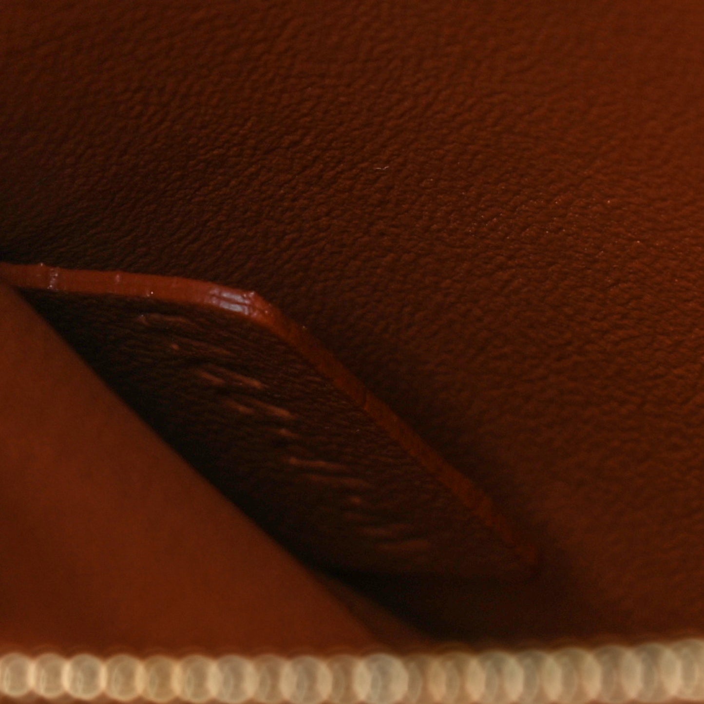 Smooth Calfskin Medium Tabou Tan