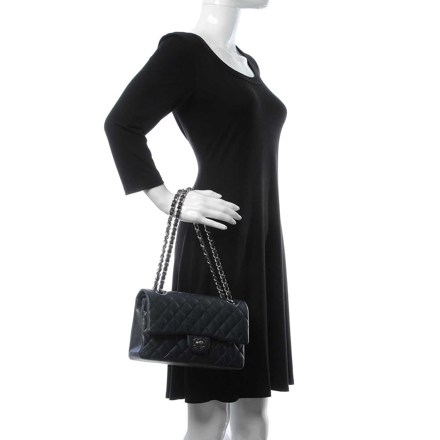 Caviar Quilted Medium Double Flap Navy