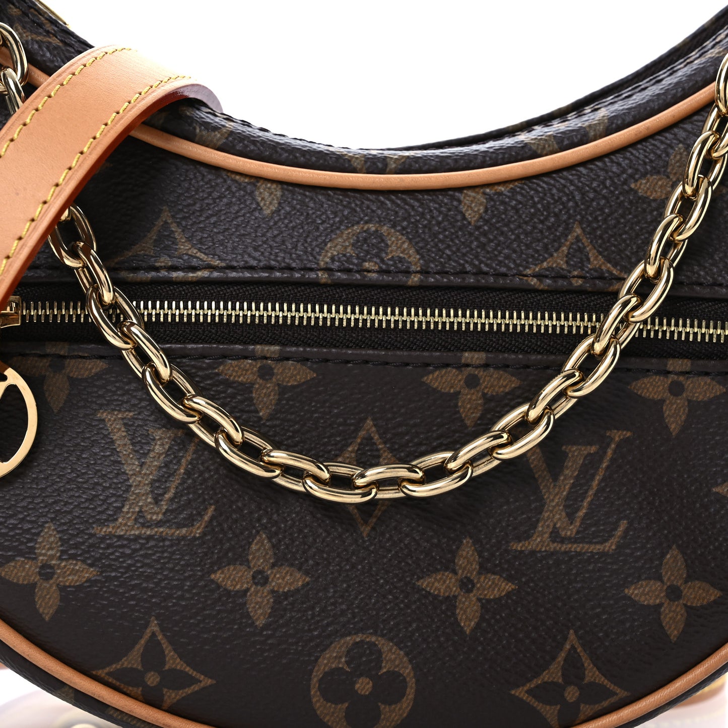 Monogram Loop