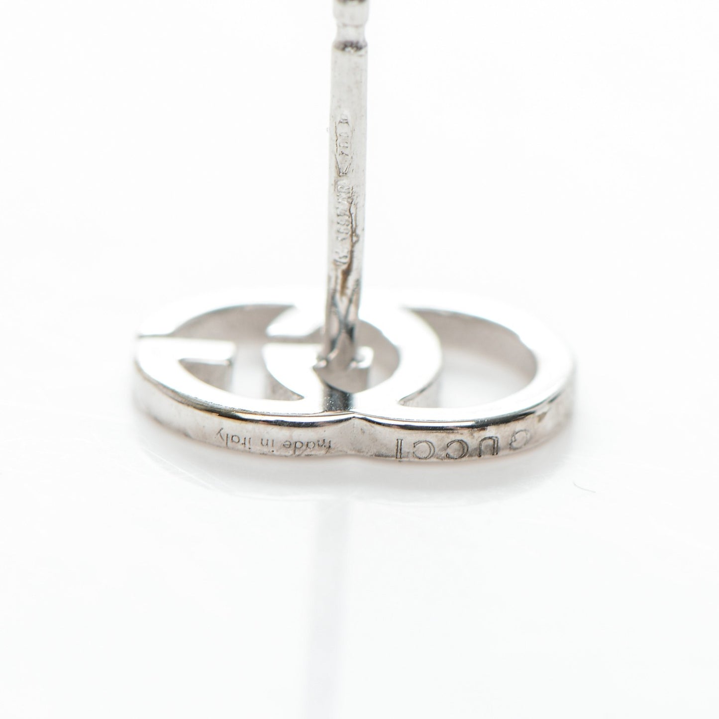 18K White Gold GG Tissue Stud Earrings