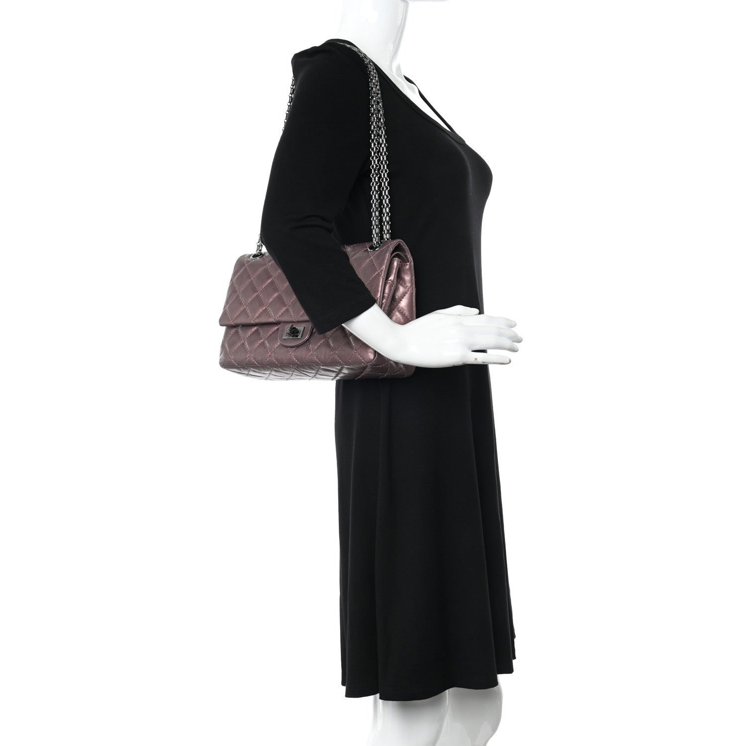 Chanel Metallic Aged Calfskin Quilted 2.55 Reissue 226 Flap Rose Fonce 2 of 12