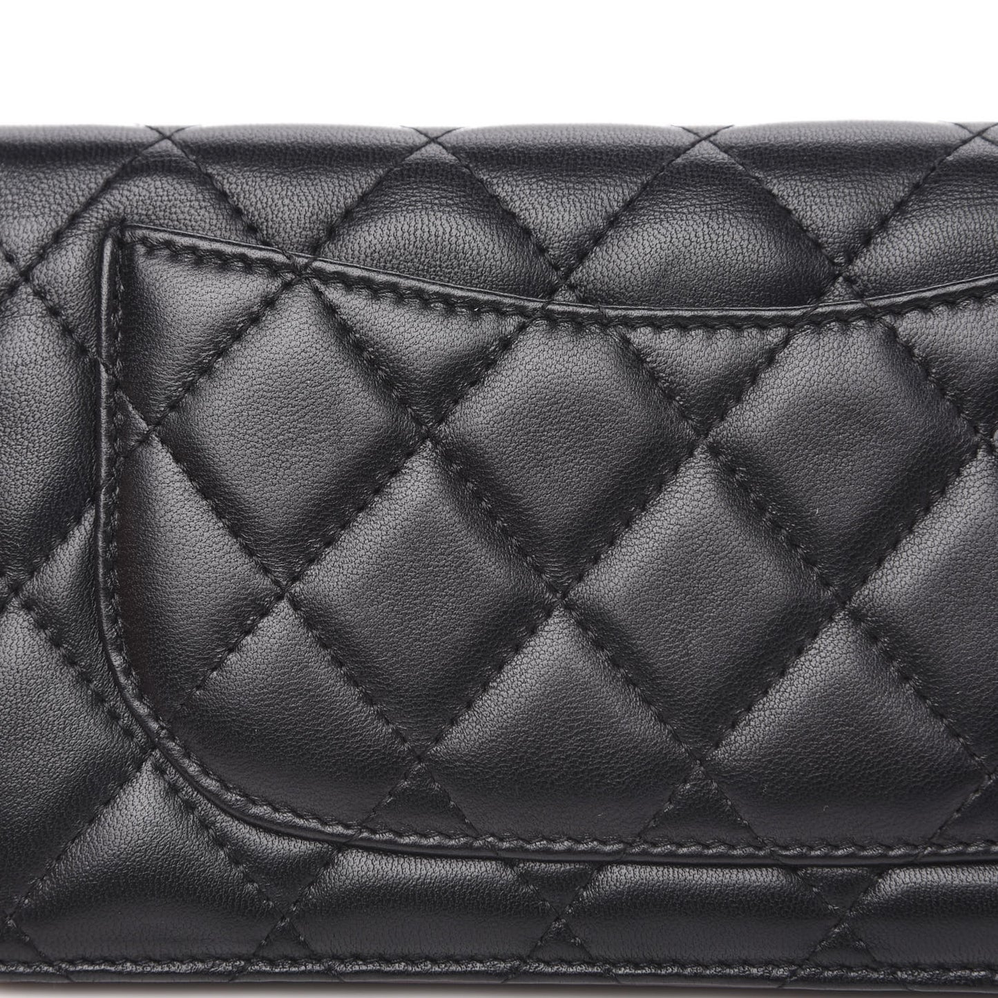 Lambskin Quilted Yen Wallet Black