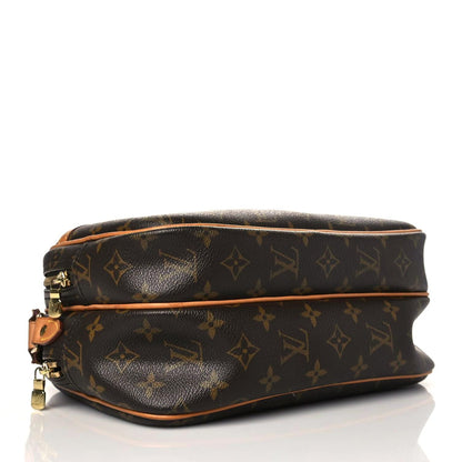 Louis Vuitton Monogram Reporter PM 4 of 11