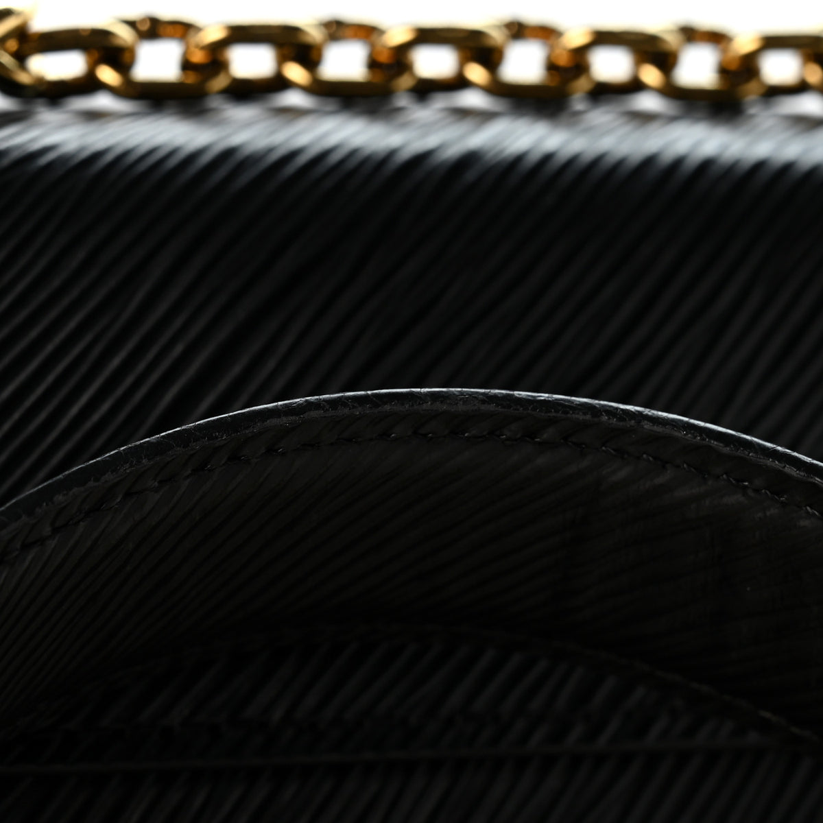 Epi Twist Shoulder Bag PM Black