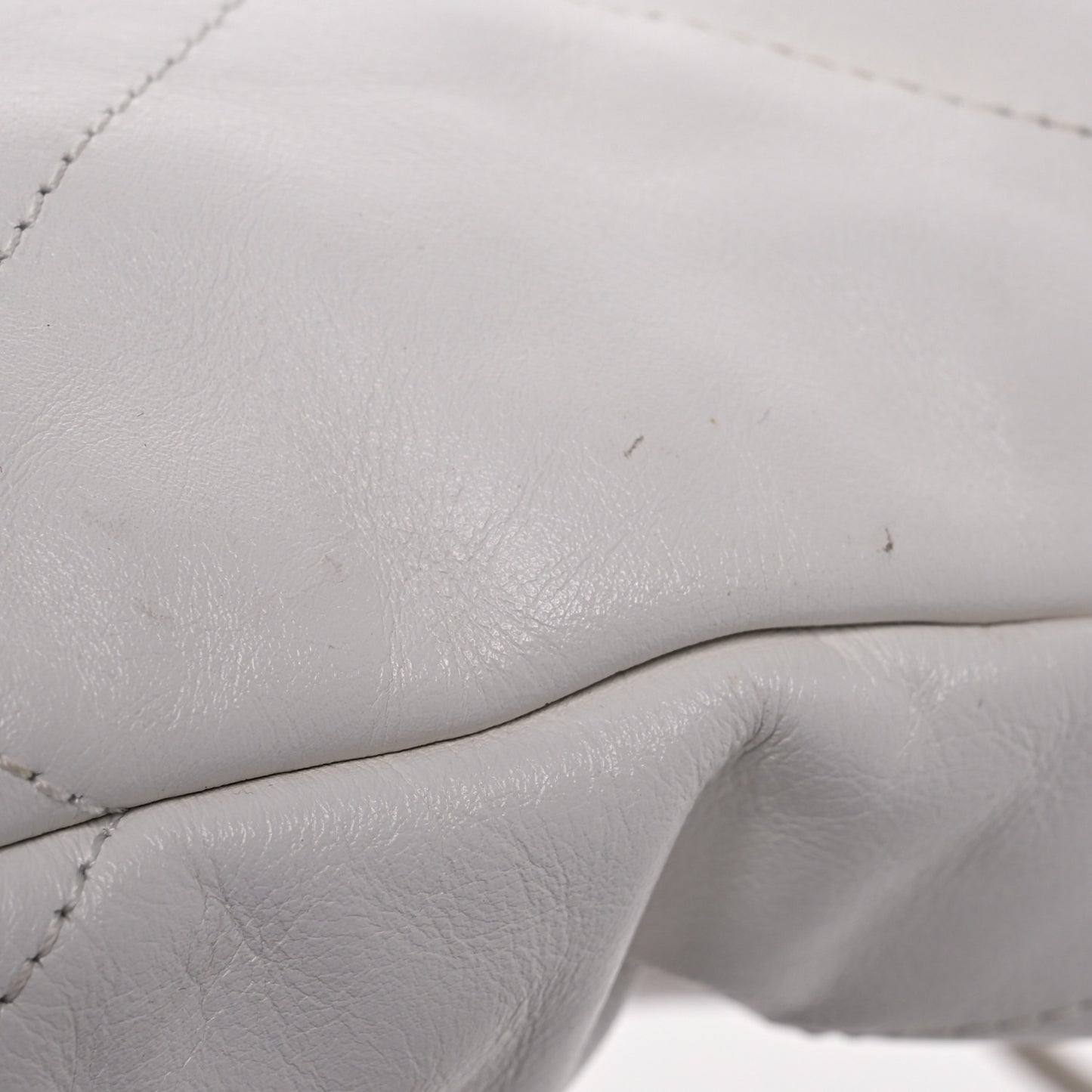 Shiny Calfskin Quilted Rainbow Mini Chanel 22 White