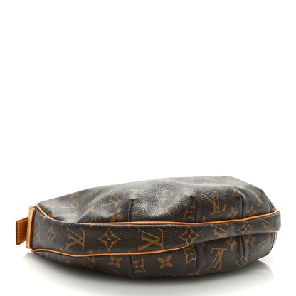 Louis Vuitton Monogram Croissant MM 4 of 9