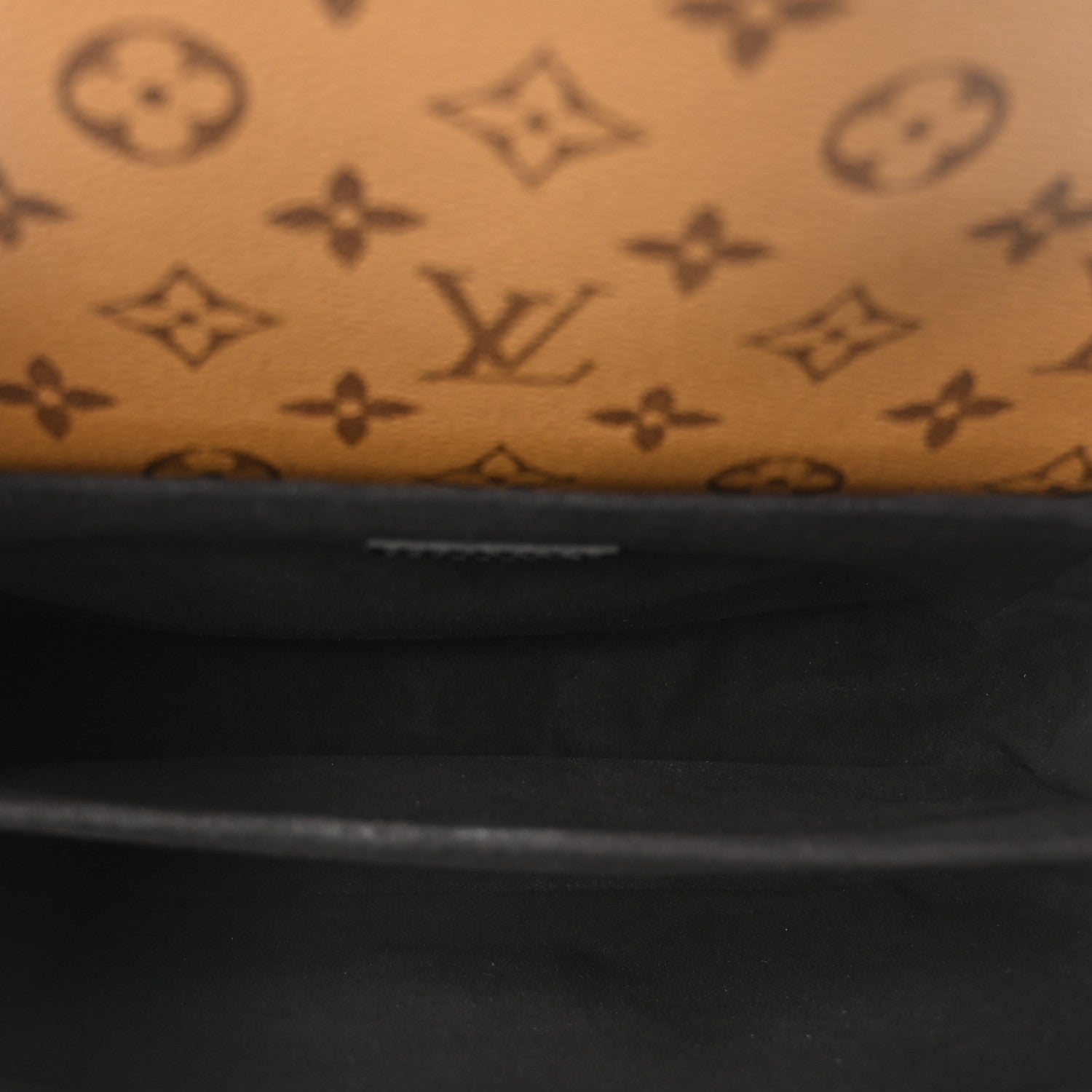 Louis Vuitton Reverse Monogram Pochette Metis 5 of 9