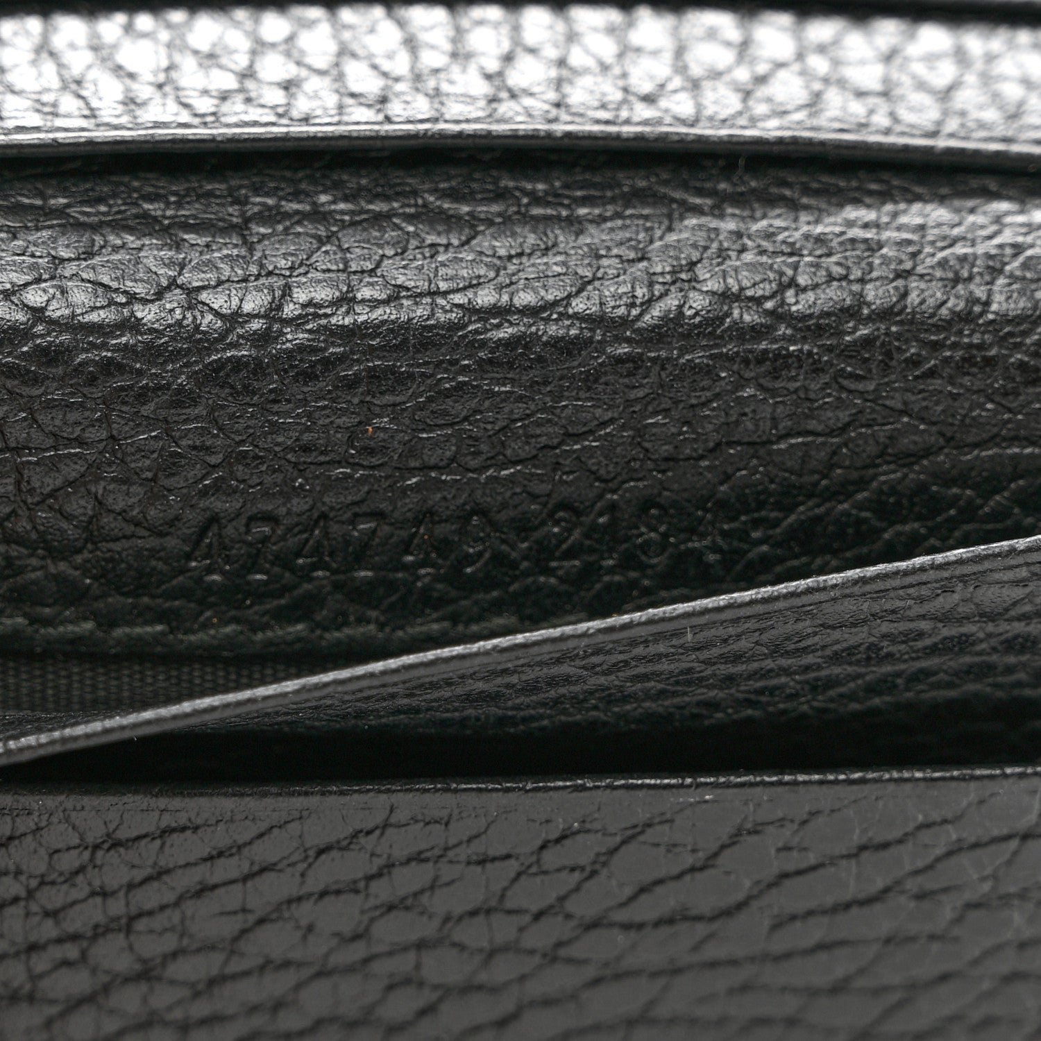 Gucci Pebbled Calfskin GG Marmont Card Case Black 6 of 7