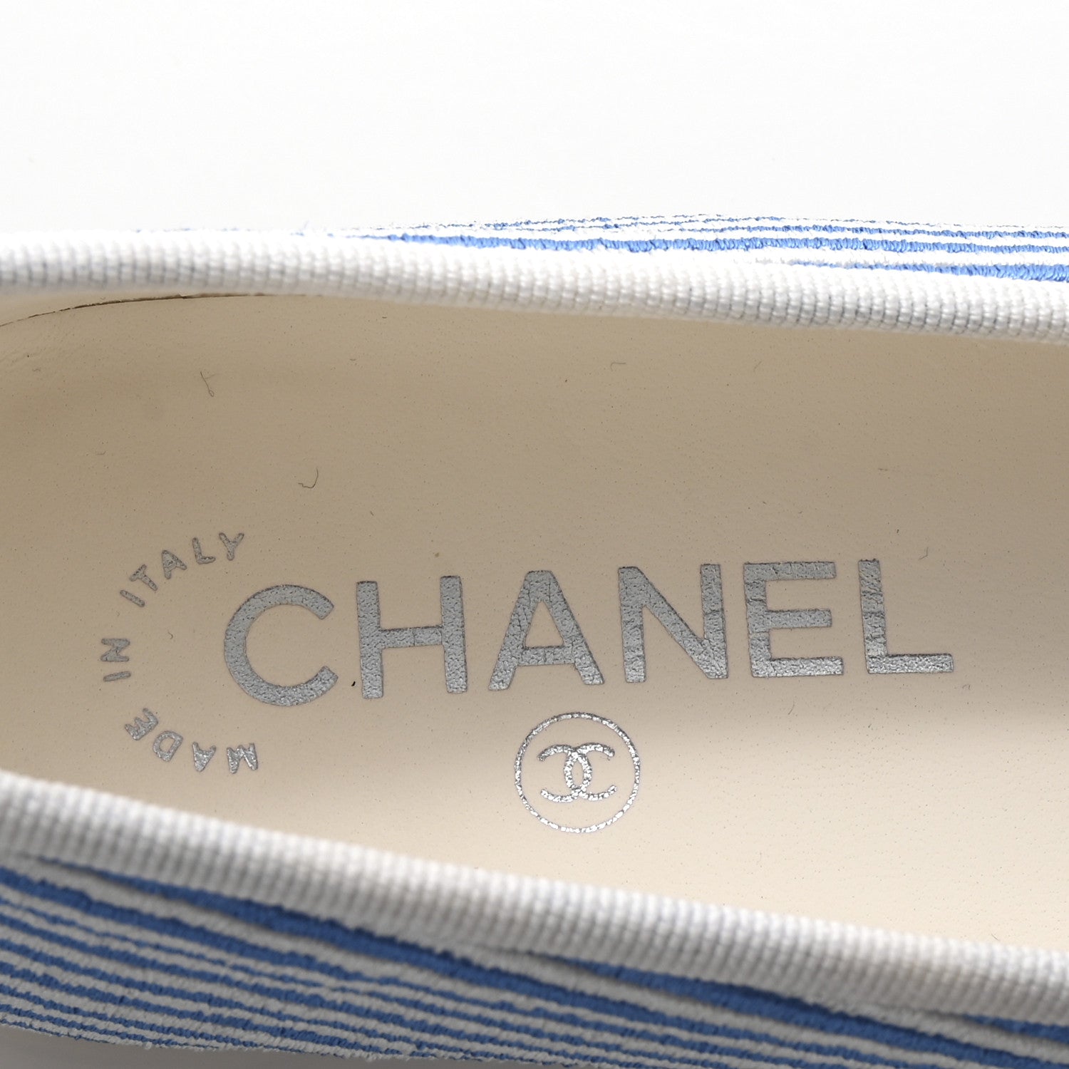 Chanel Fabric Grosgrain Cap Toe CC Flats 35 White Blue 8 of 10