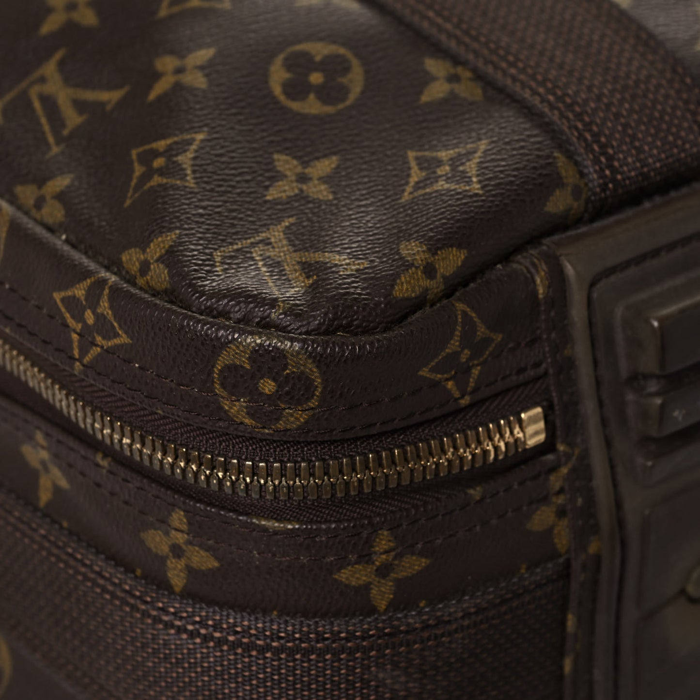 Monogram Satellite 53