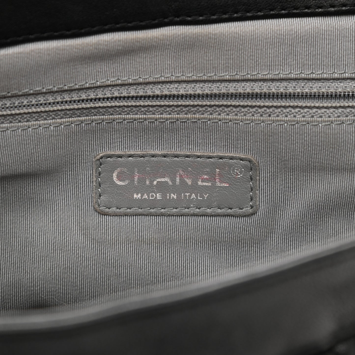 Washed Lambskin Quilted Chain Around Flap Black