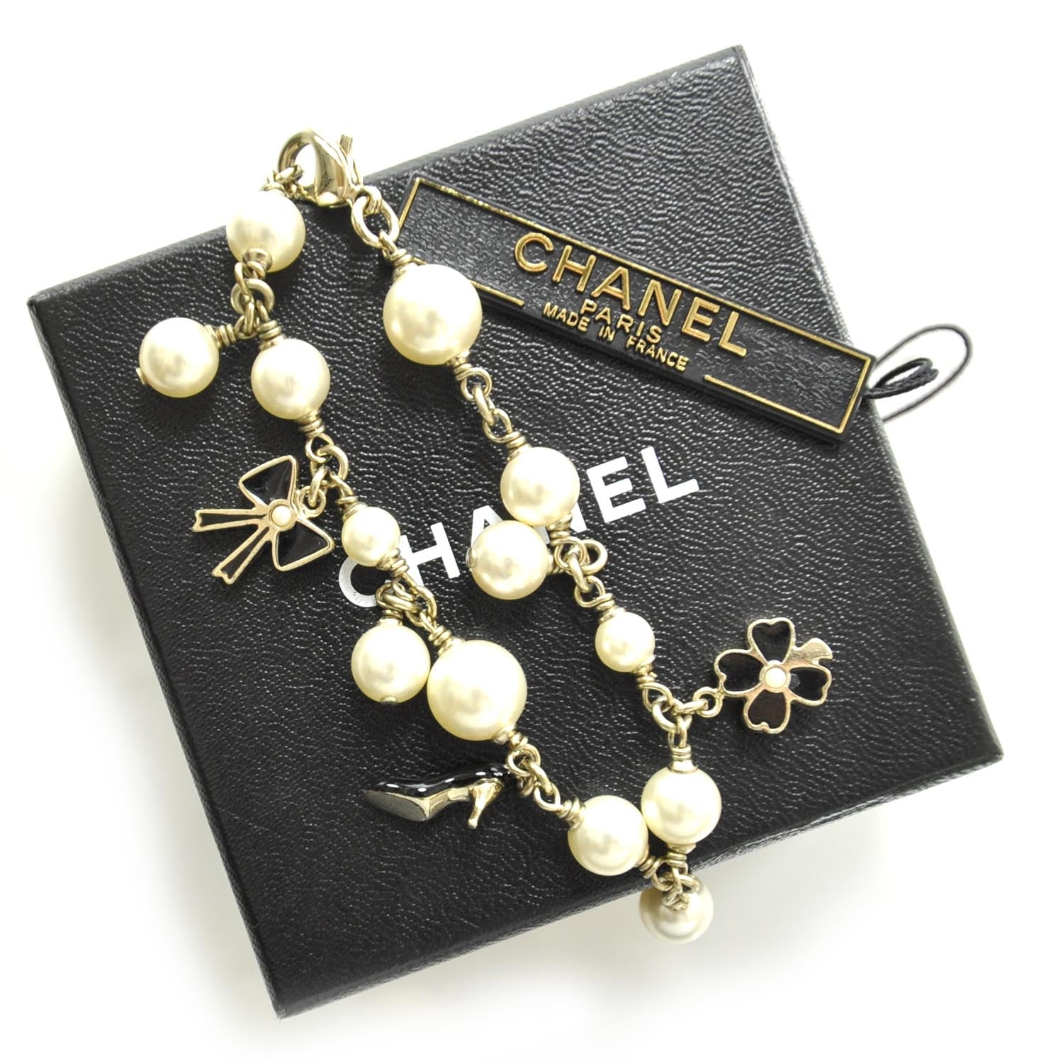 Chanel Pearl CC Charm Bracelet 3 of 3