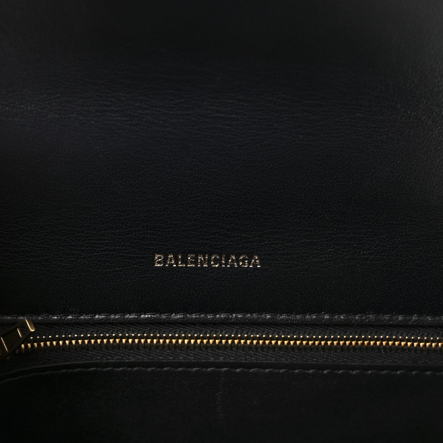Shiny Box Calfskin Small Hourglass Top Handle Bag Black