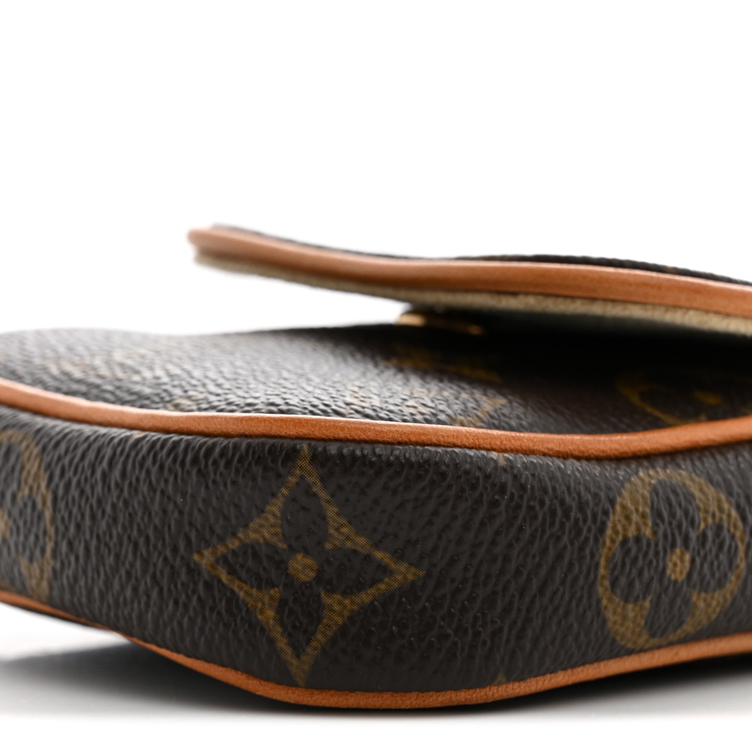 Louis Vuitton Monogram Pochette Cancun 9 of 10