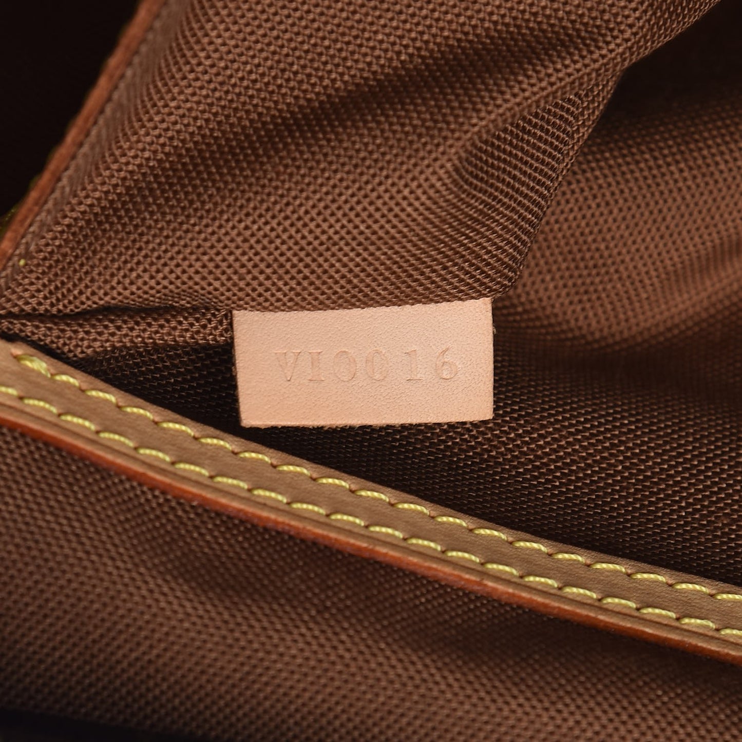 Monogram Cabas Mezzo