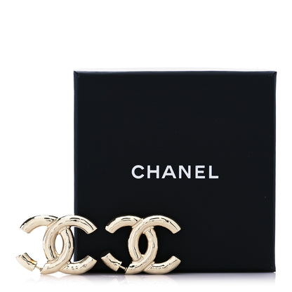 Chanel Metal Large CC Earrings Light Gold 5 of 5