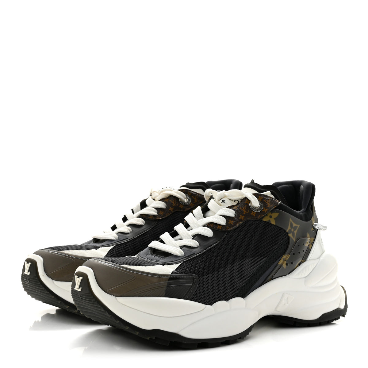 Monogram Calfskin Run 55 Sneakers 39 Black
