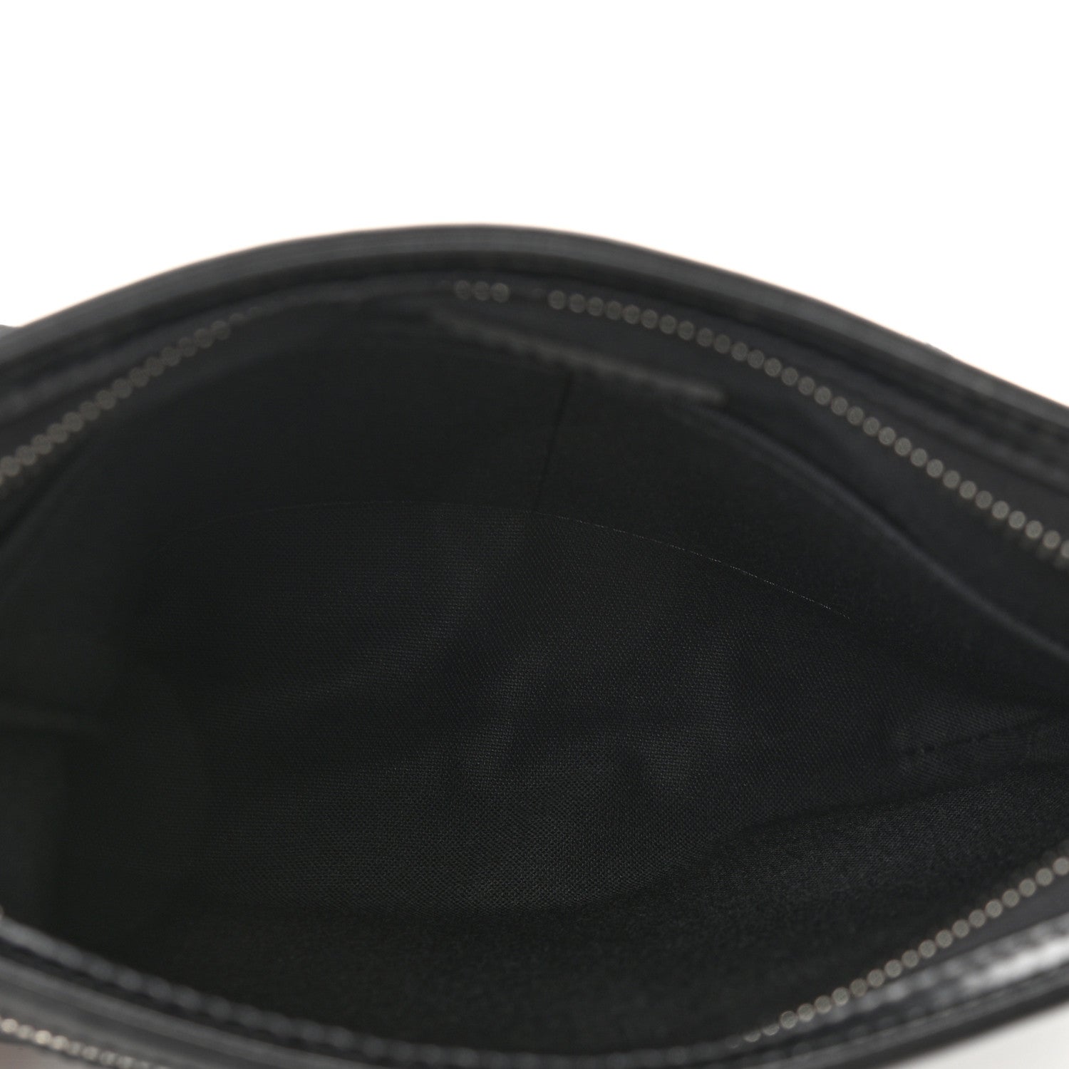 Louis Vuitton Damier Graphite Thomas 5 of 9