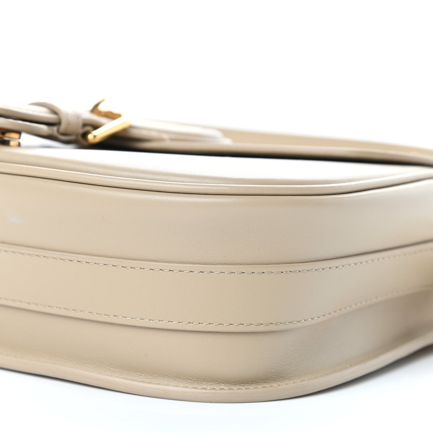 Box Calfskin Medium Bobby Flap Beige