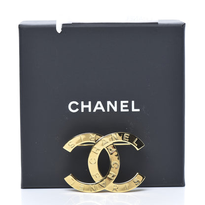 Chanel Metal Paris Button CC Large Brooch Gold 5 of 5