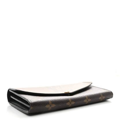 Louis Vuitton Reverse Monogram Giant Sarah Wallet 4 of 7