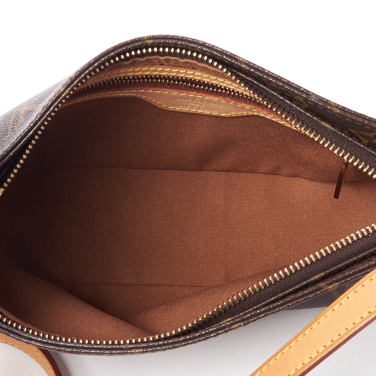 Louis Vuitton Monogram Trotteur 7 of 8