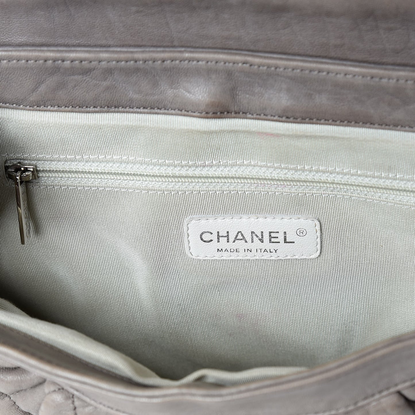 Washed Lambskin Quilted Medium Chain Around Messenger Taupe