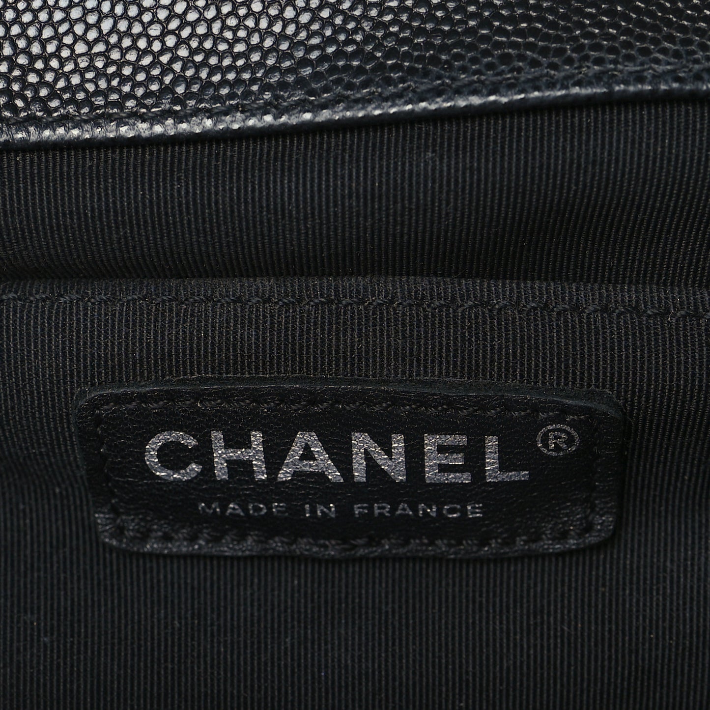 Caviar Quilted Medium Boy Flap Black
