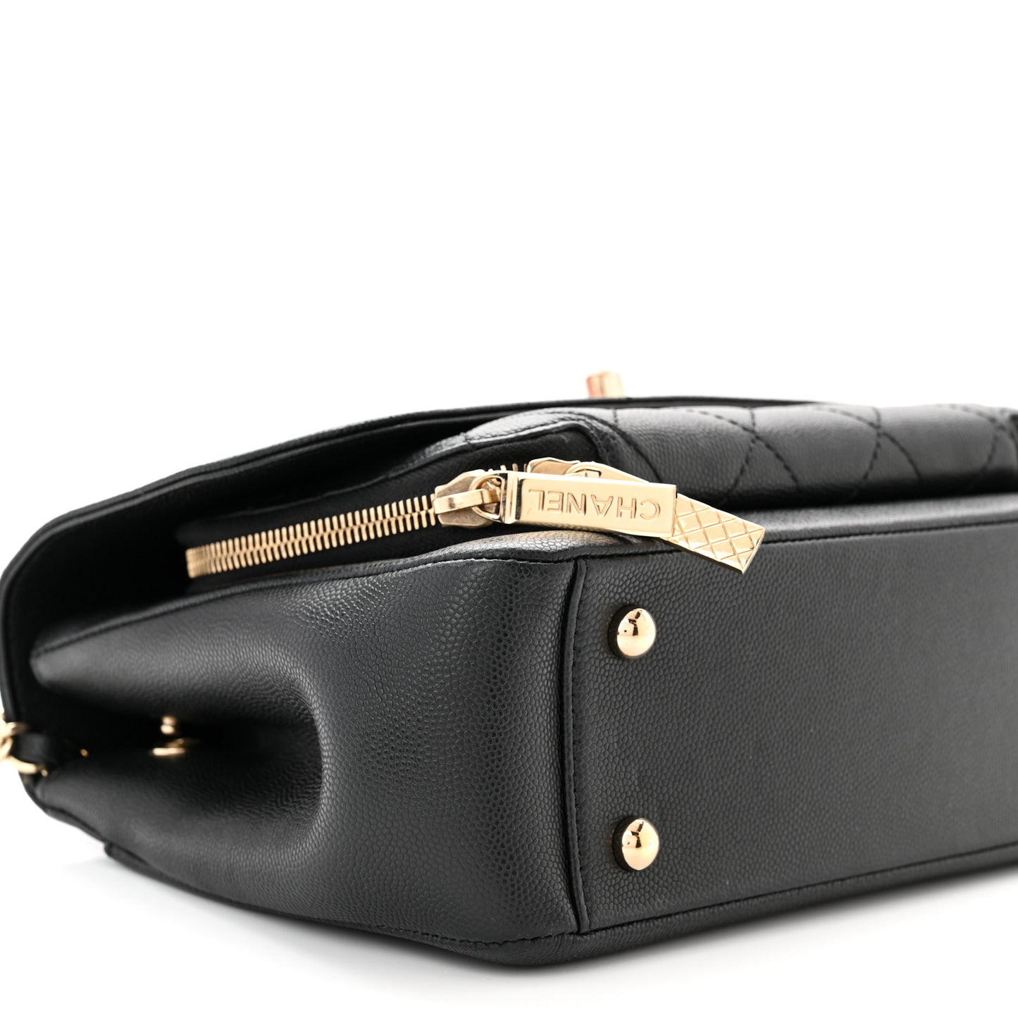 Caviar Quilted Medium Business Affinity Flap Black