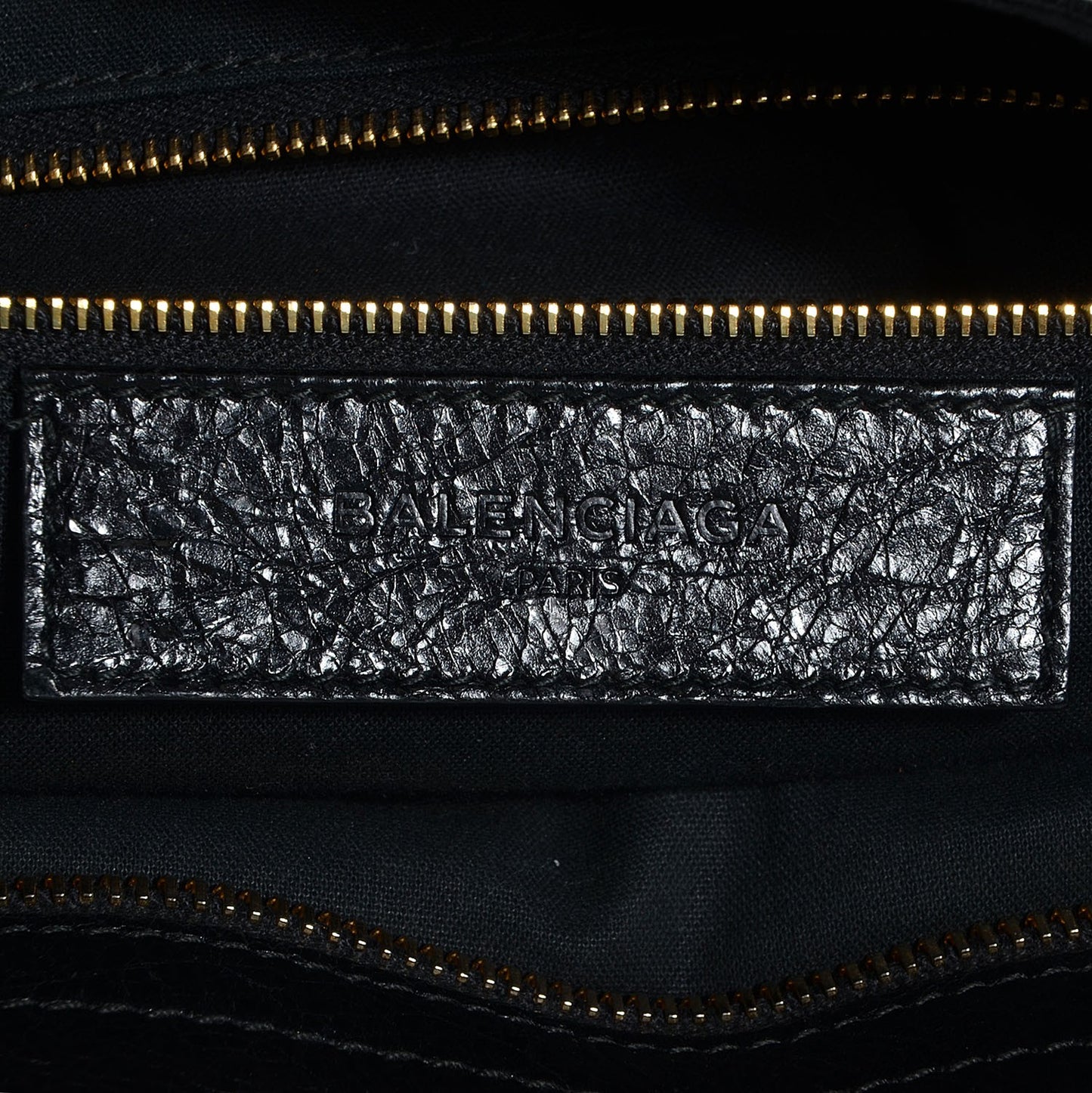Agneau Giant 12 Gold Hardware Velo Black